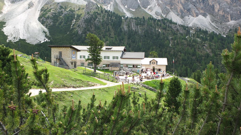 Garni Le Chalet Santa Cristina Val Gardena Exteriér fotografie