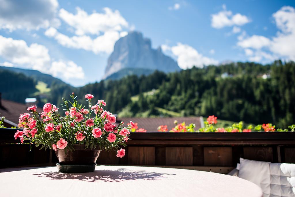 Garni Le Chalet Santa Cristina Val Gardena Exteriér fotografie